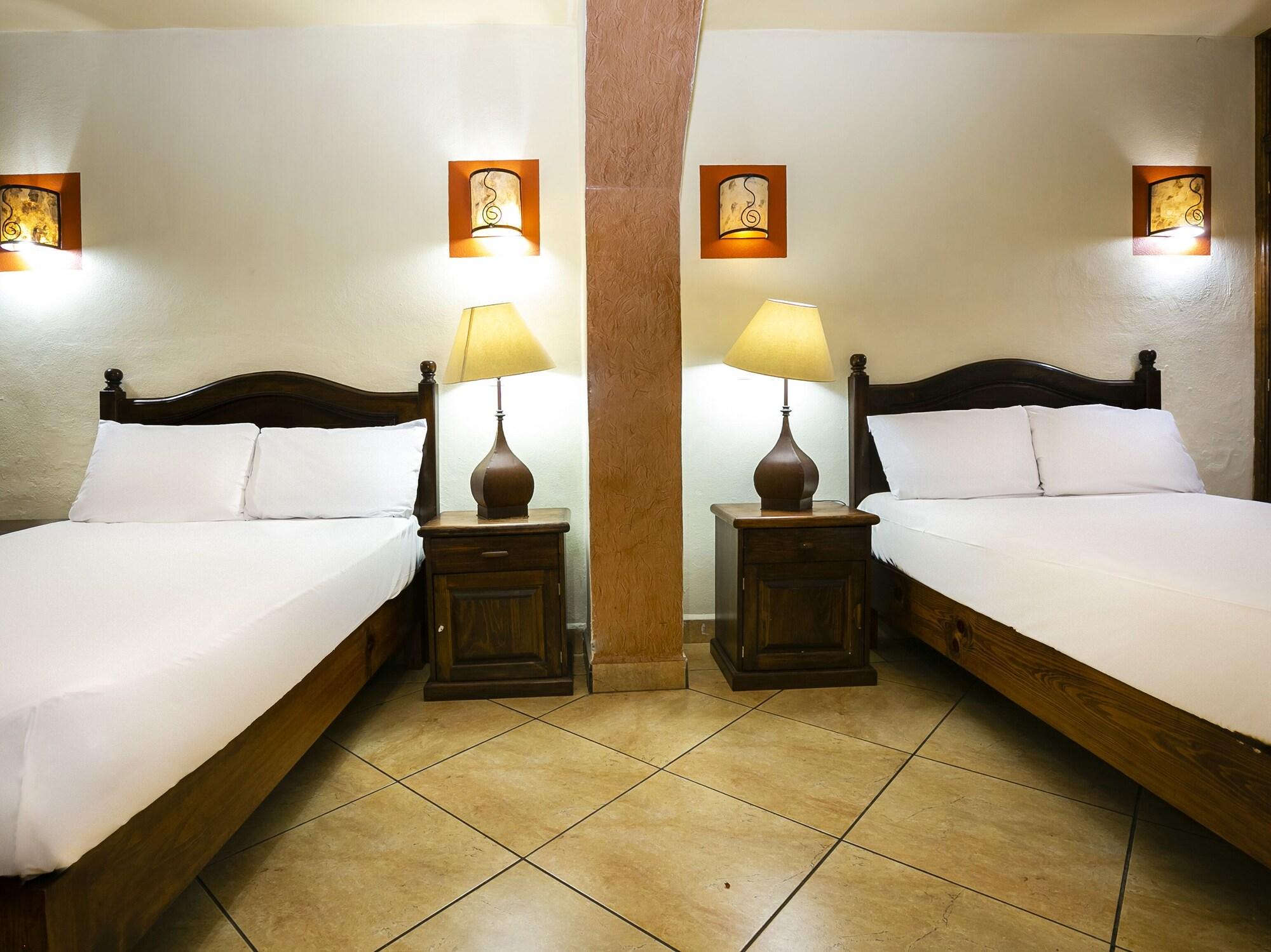 Hotel Casa Del Virrey & Suites Morelia Ngoại thất bức ảnh