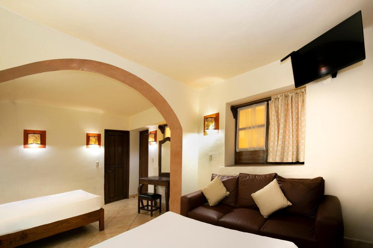 Hotel Casa Del Virrey & Suites Morelia Ngoại thất bức ảnh