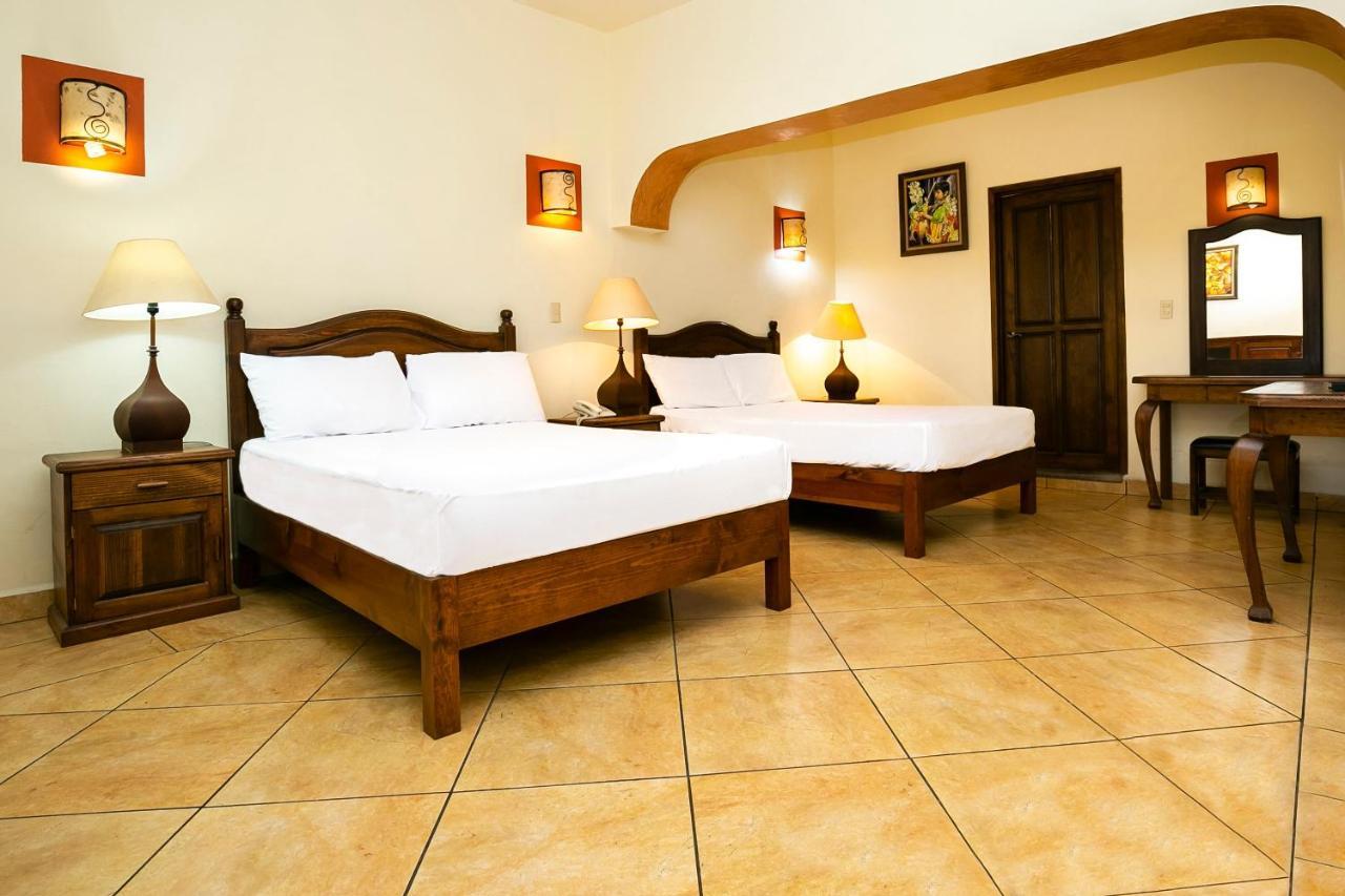 Hotel Casa Del Virrey & Suites Morelia Ngoại thất bức ảnh
